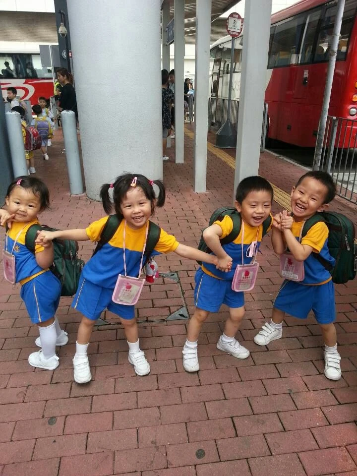 HONG KONG / SCHOOL DAYS